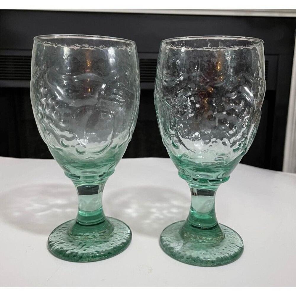 Libbey Orchard Fruit Green Water Goblet 7" Glass Raised Embossed Fruit Pattern